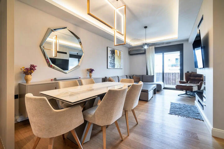 Minimalist Apartment in Athens