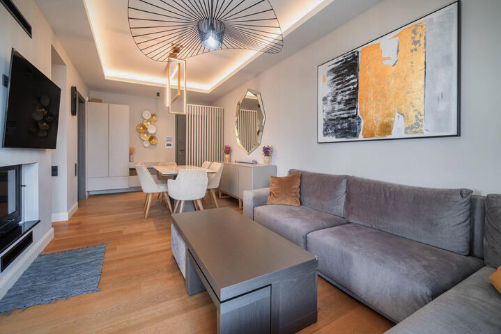 Minimalist Apartment in Athens